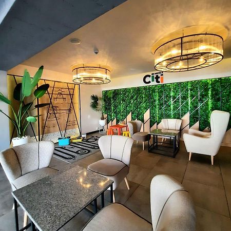 Citi Hotel'S Lodz Exteriör bild