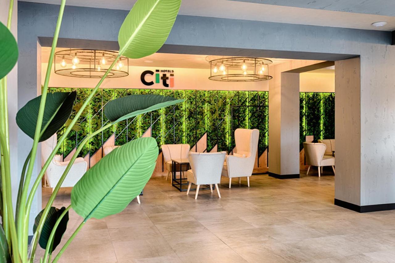 Citi Hotel'S Lodz Exteriör bild