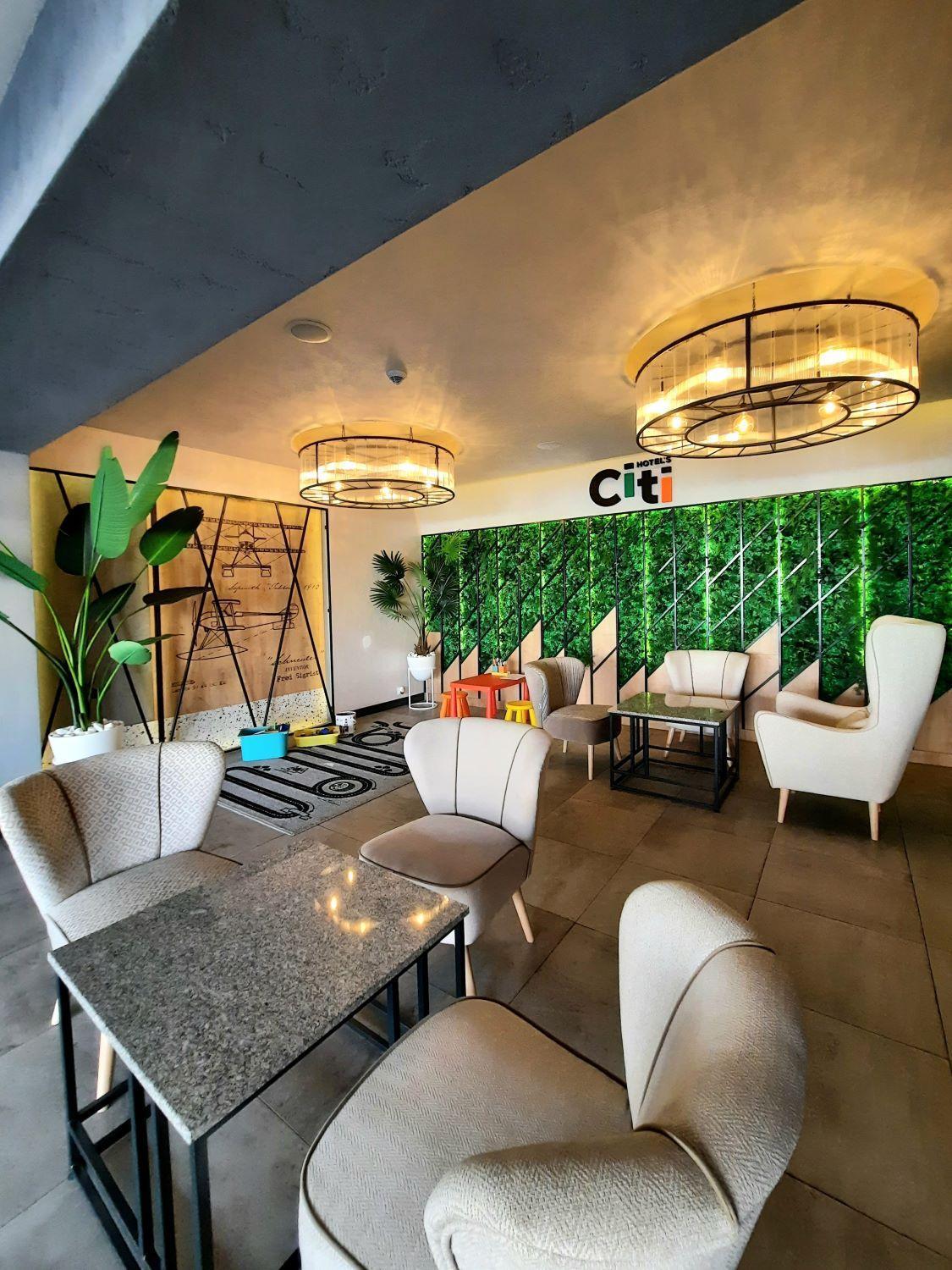 Citi Hotel'S Lodz Exteriör bild